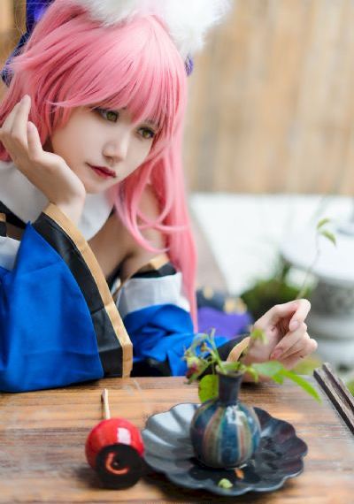 小婕子太紧了太深了_超清完整视频观看