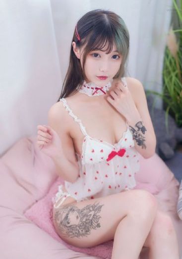 丝袜美女视频_免费手机在线看观看