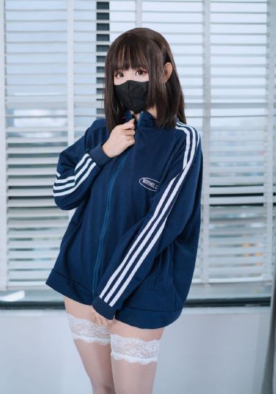 草裙社区免费一二三区功能_HD完整版观看