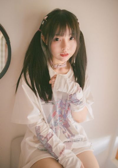 欧美美女裸体手慰_BD韩语全集在线观看