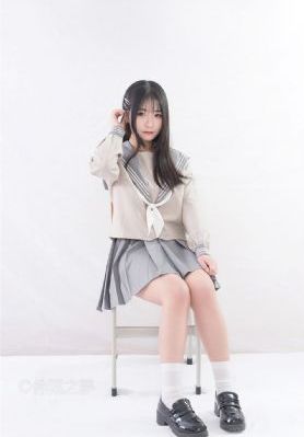 ktv摸陪酒女胸好爽H_BD英语在线观看高清