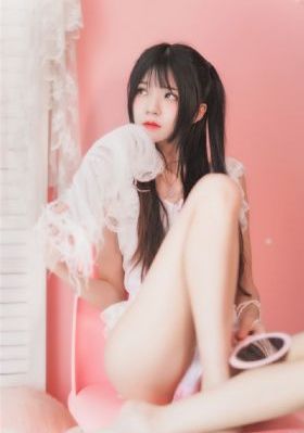 开了她的嫩苞视频_720电影免费在线