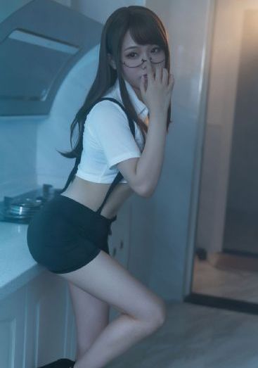 肉枪玩遍武林tⅩt美妇_完整无删减版